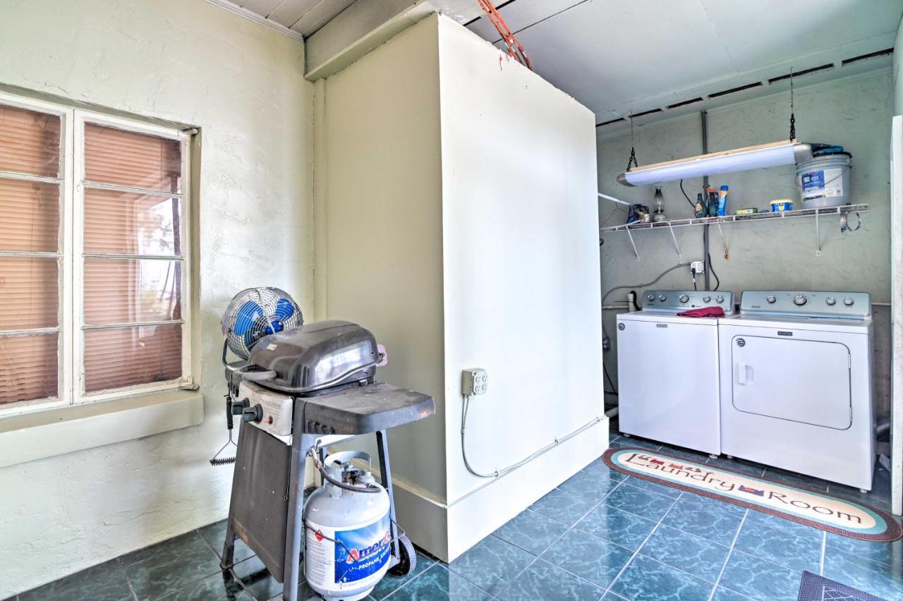 Pet-Friendly Auburndale House With Lake Views! المظهر الخارجي الصورة